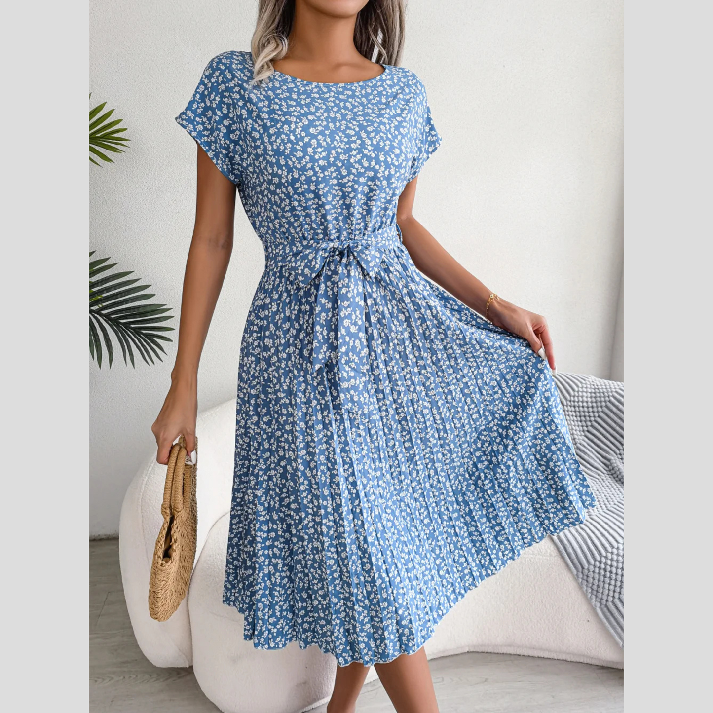 ALESSIA - ELEGANT BELLY COVERING DRESS