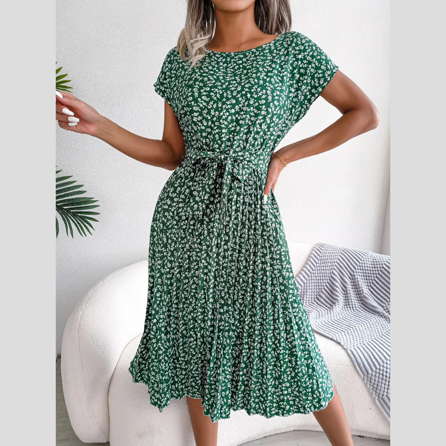 ALESSIA - ELEGANT BELLY COVERING DRESS