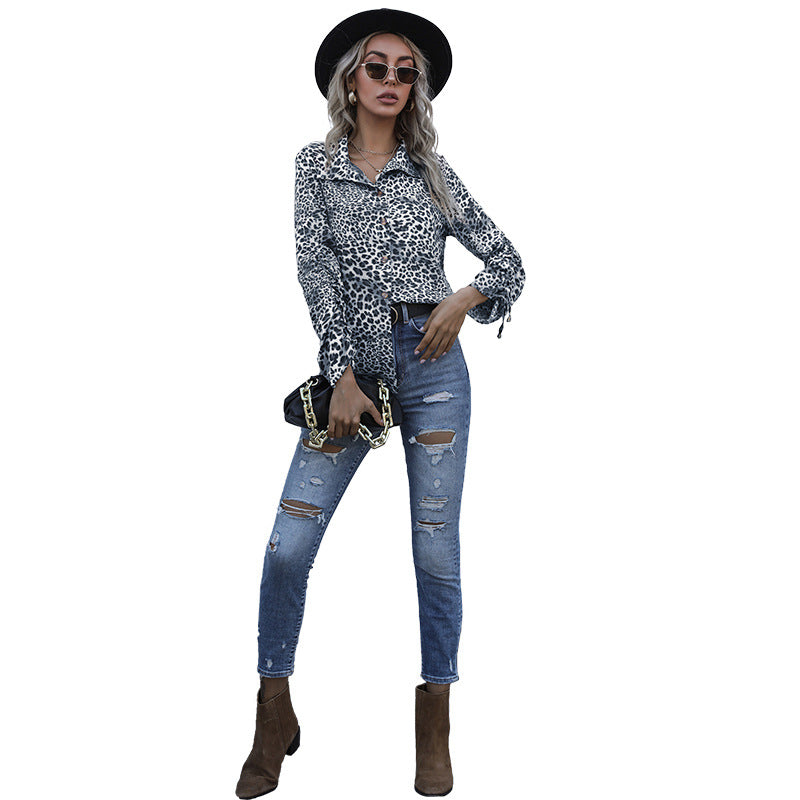 Women's blouse with animal print and fashionable button details WW