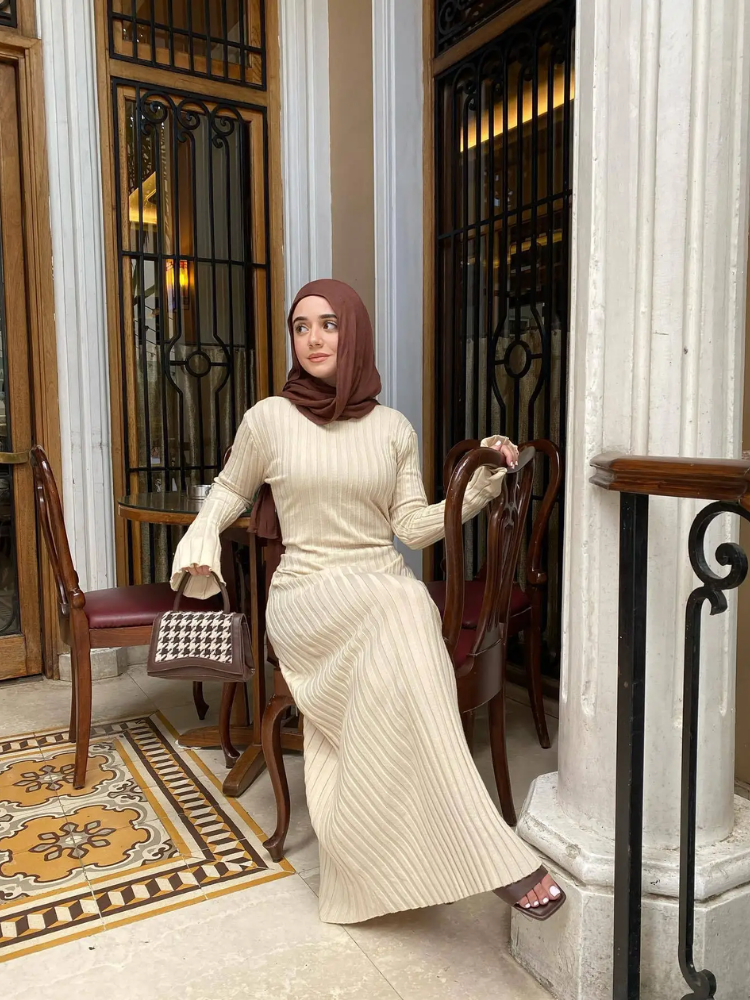 WW | Tight-fitting long knit dress with pleated design and stretch fabric, women's knit dress