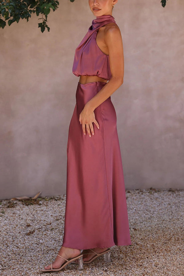 WW | Elegant set: turtleneck sweater and long skirt