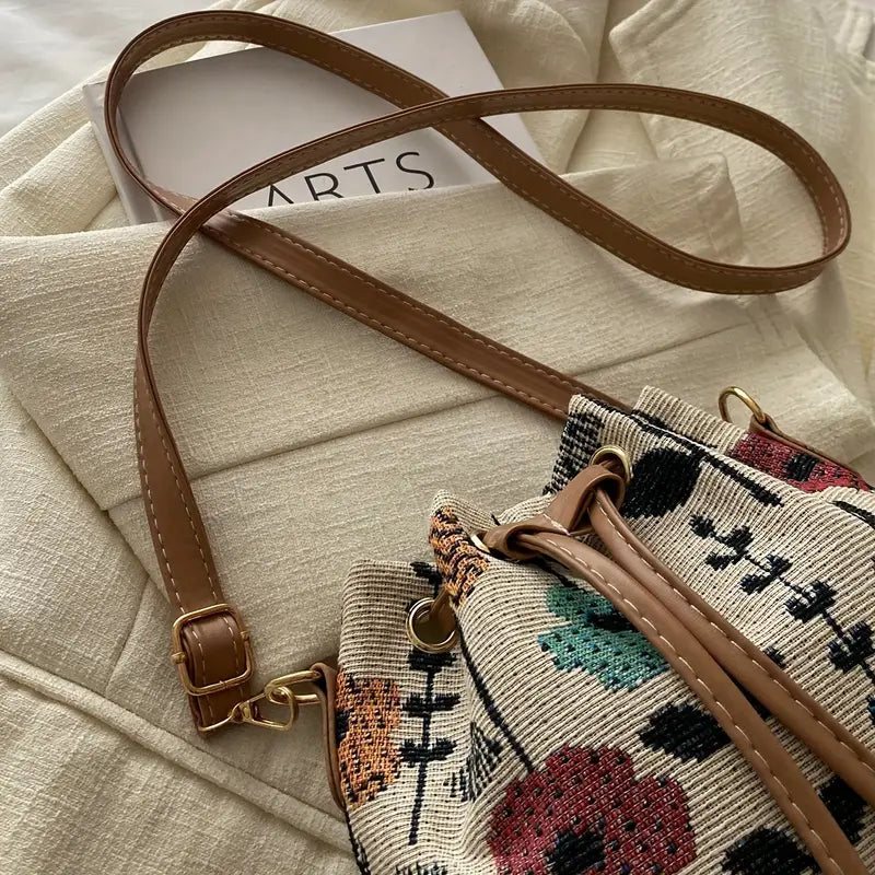 VIX - ELEGANT CROSS PATTERN CROSSBODAY BAG