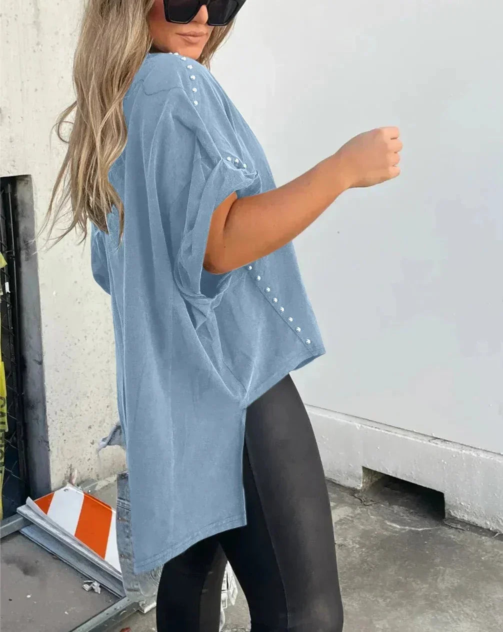 Cecily - Oversized style T-shirt with studs