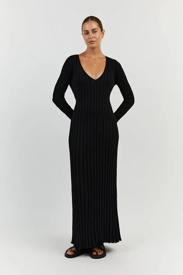 WW Knit Dress | Modern long-sleeved women's dress with V-neck