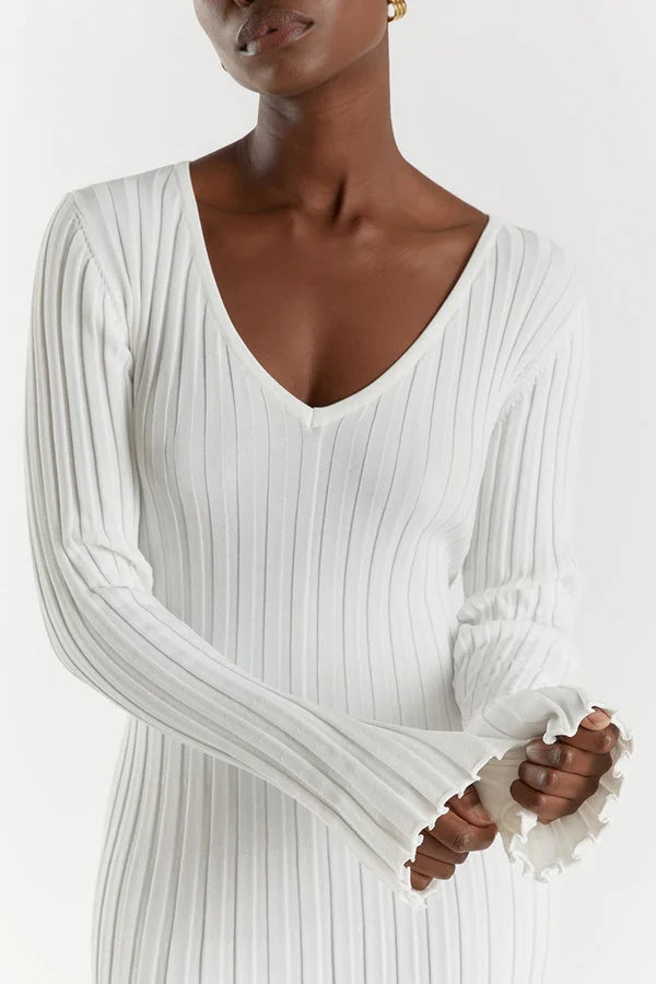 WW Knit Dress | Modern long-sleeved women's dress with V-neck