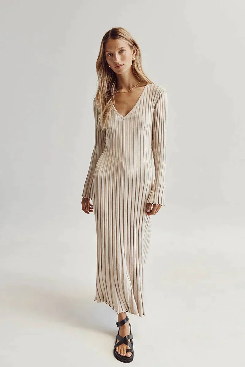 WW Knit Dress | Modern long-sleeved women's dress with V-neck