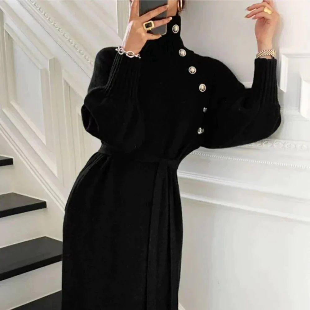 WW | Long-sleeved knitted dress with high collar, buttons and belt