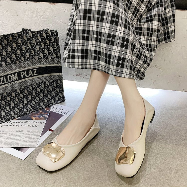 Women's ballerinas with elegant decorative appliquŽ W&W