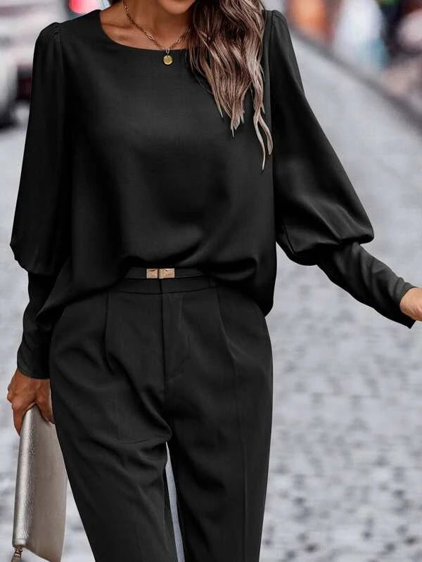 Women's blouse with elegant puff sleeves and all-over design WW