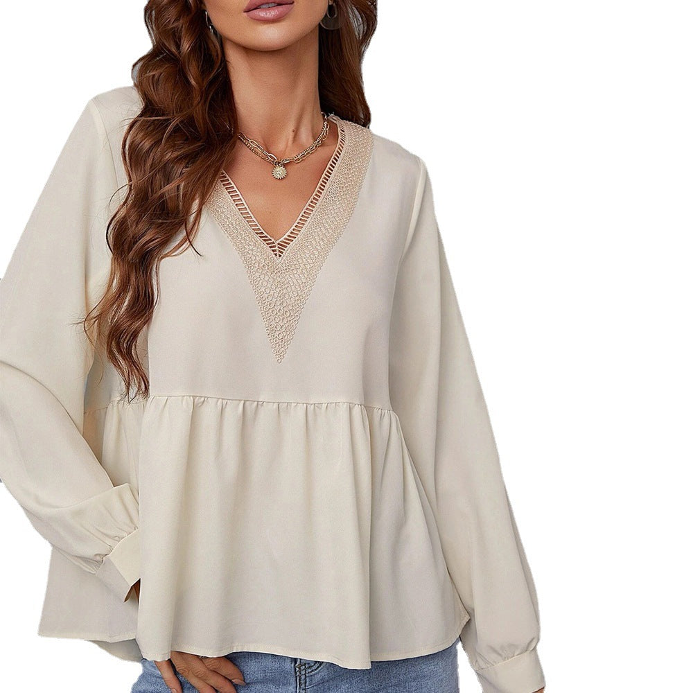 Women's blouse with elegant V-neck and voluminous sleeves W&W
