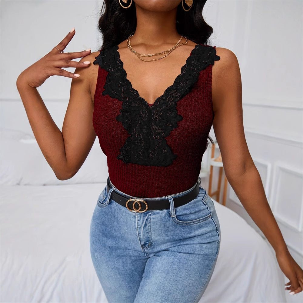 Women's sleeveless top with romantic lace accents W&W