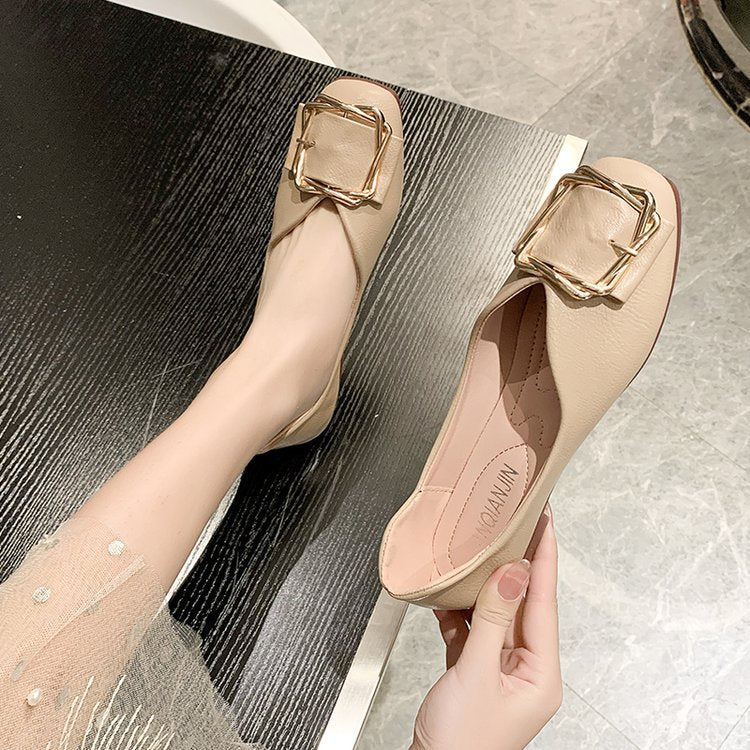 Women's ballerina flats with decorative buckle and luxurious lining W&W