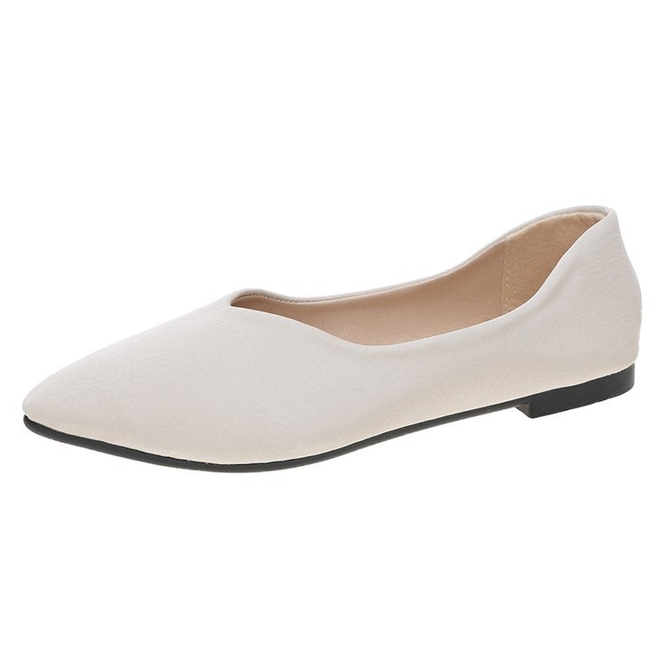 Women's ballerinas with elegant pointed design and comfortable footbed W&W