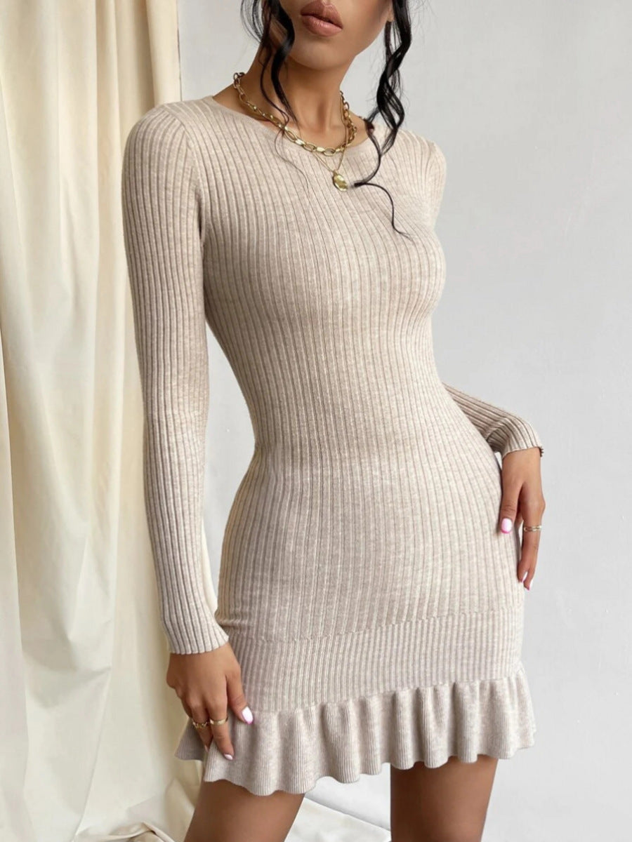 WW | Fitted round neck knit midi dress