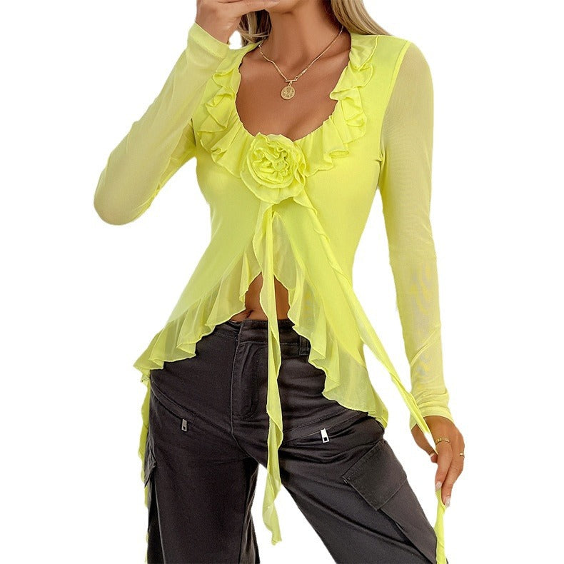 Ladies' attractive long-sleeved top with ruffles and floral detail WW