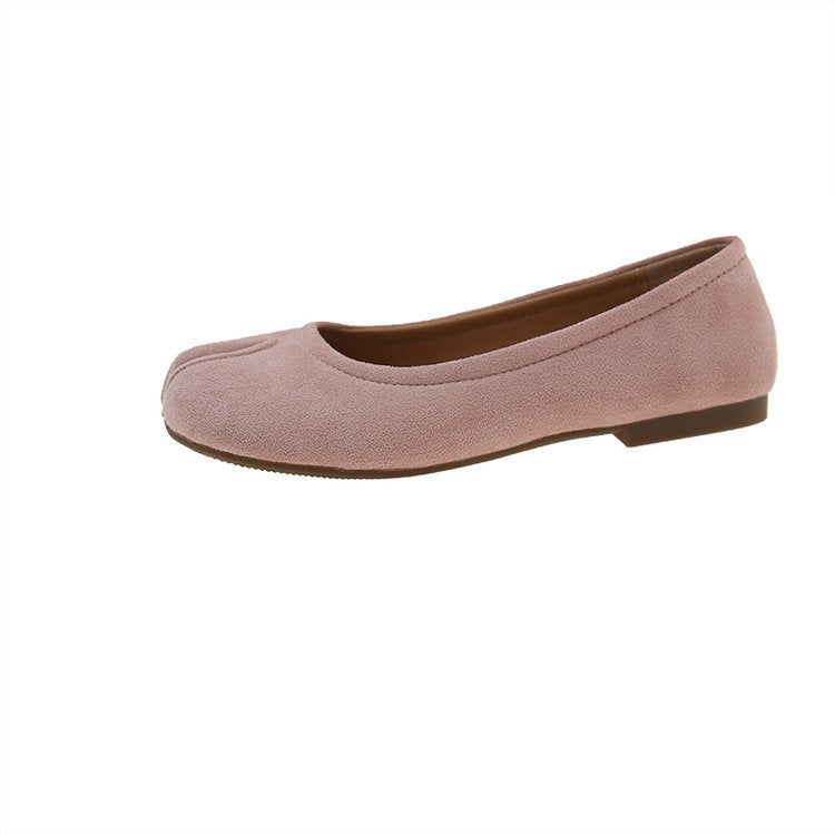 Women's ballerinas made of high-quality suede with ergonomic footbed W&W