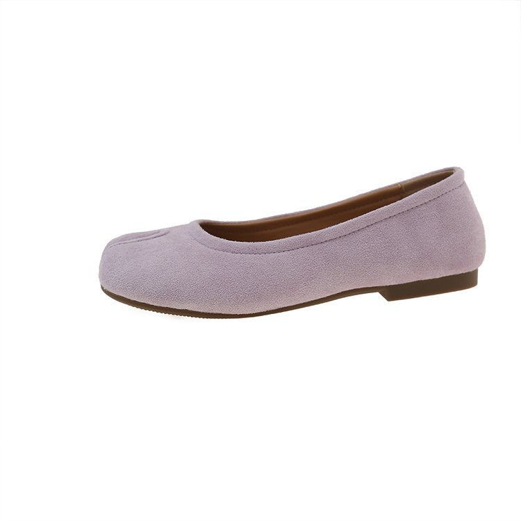 Women's ballerinas made of high-quality suede with ergonomic footbed W&W