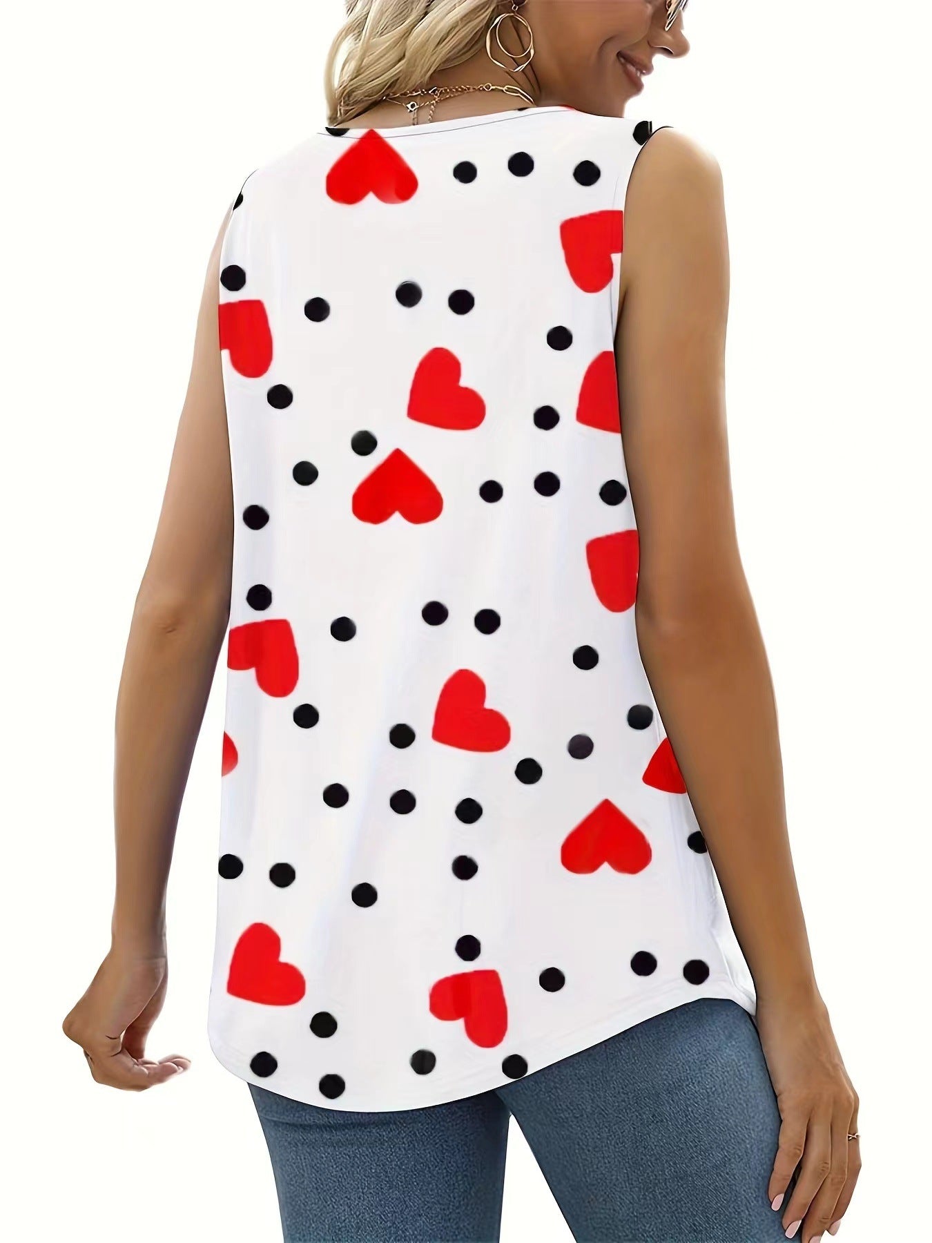 Women's sleeveless top with fashionable heart pattern and casual cut WW