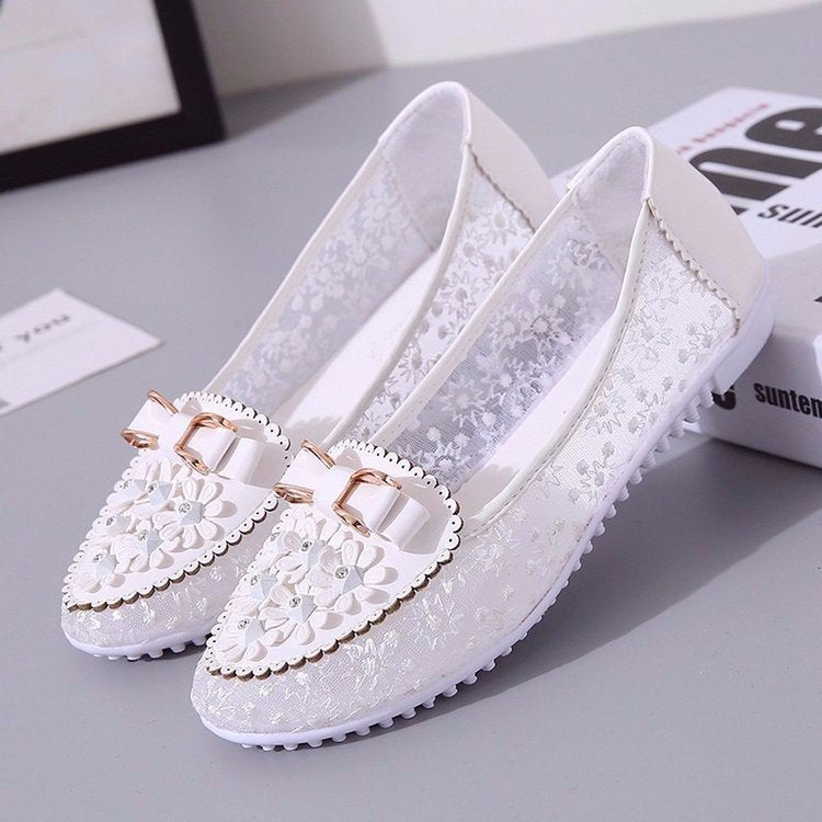 Women's ballerinas with floral design and glamorous bow detail W&W