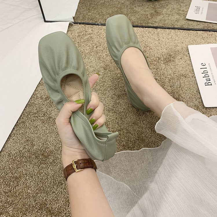 Women's ballerina flats made of soft, flexible leather W&W