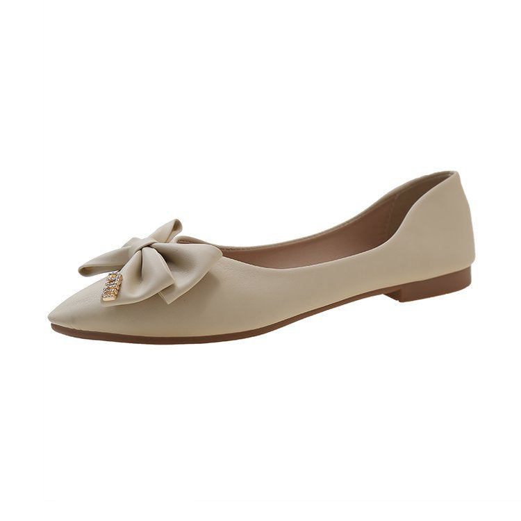 Women's ballerinas with fashionable bow detail and sparkling jewelry W&W
