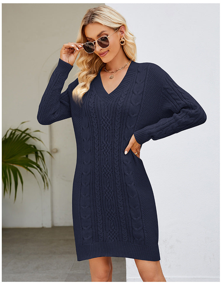 WW | Plain V-neck twist knit dress