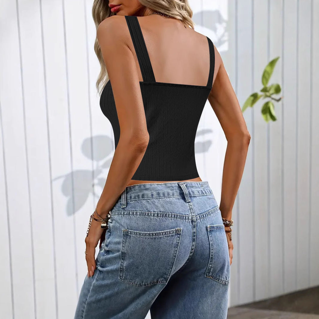 Women's sleeveless ribbed top with decorative button details WW