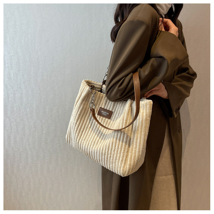 Isabelle | Luxury bag with shoulder strap