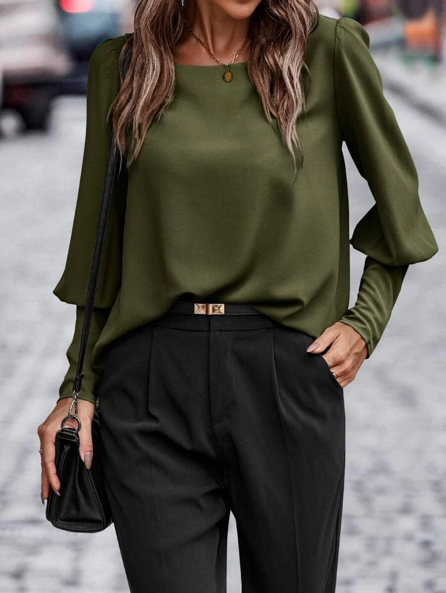 Women's blouse with elegant puff sleeves and all-over design WW