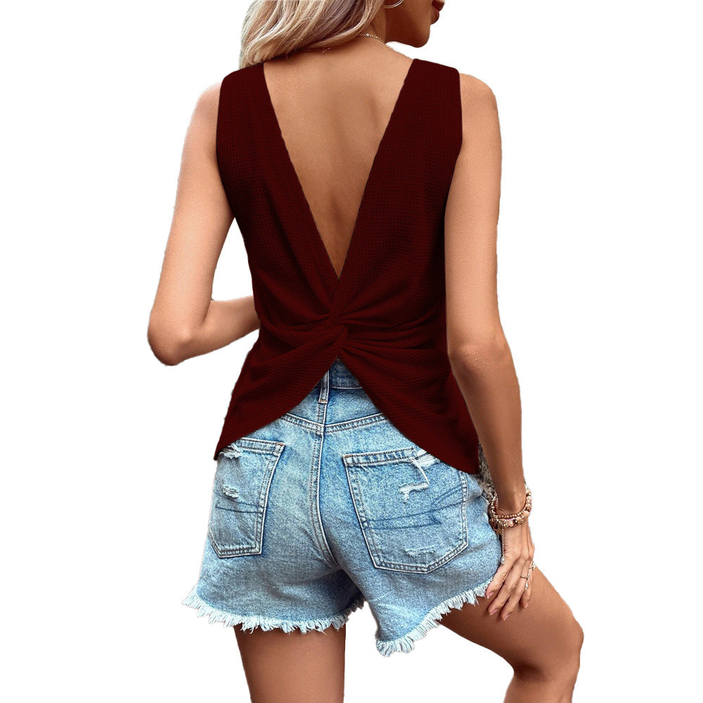 Women's sleeveless V-neck top in textured fabric W&W