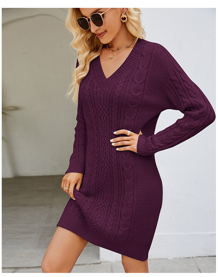 WW | Plain V-neck twist knit dress