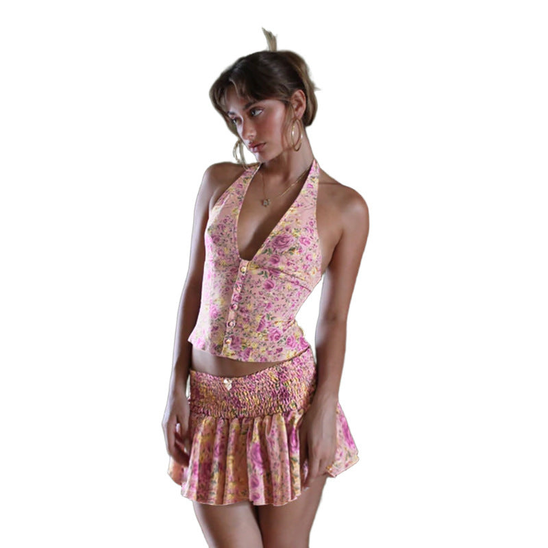 Women's floral design top with playful, gathered miniskirt W&W