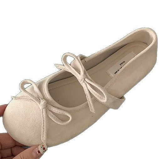 Women's ballerinas with elegant bow detail and high-quality suede W&W