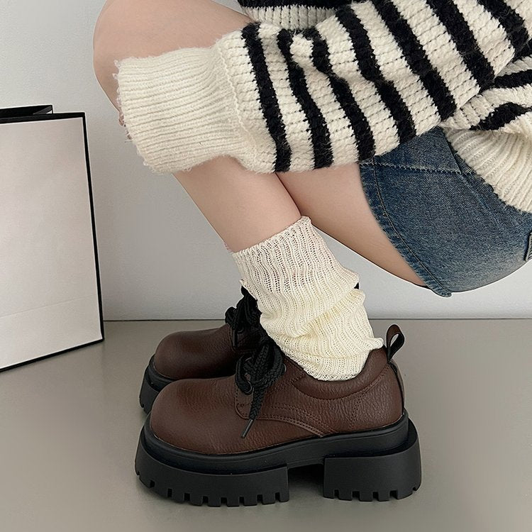 Women's Chunky Lace-Up Shoes with Thick Profile and Modern Design W&W