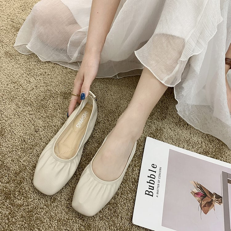 Women's ballerina flats made of soft, flexible leather W&W