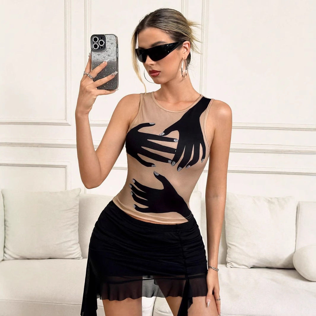 Women's sleeveless top with unusual hand print WW
