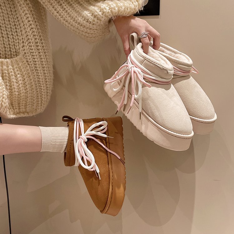 Women's comfortable moccasins with fashionable lace-up design W&W