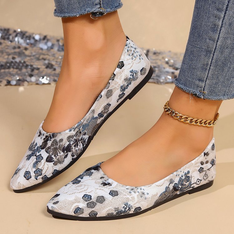 Women's ballerina flats with floral pattern and elegant pointed toe W&W