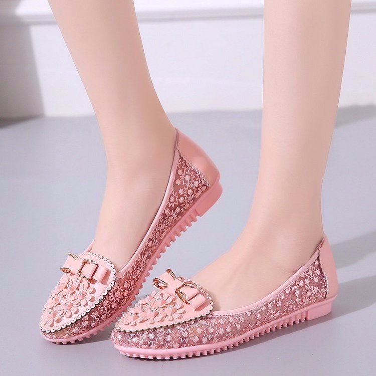 Women's ballerinas with floral design and glamorous bow detail W&W