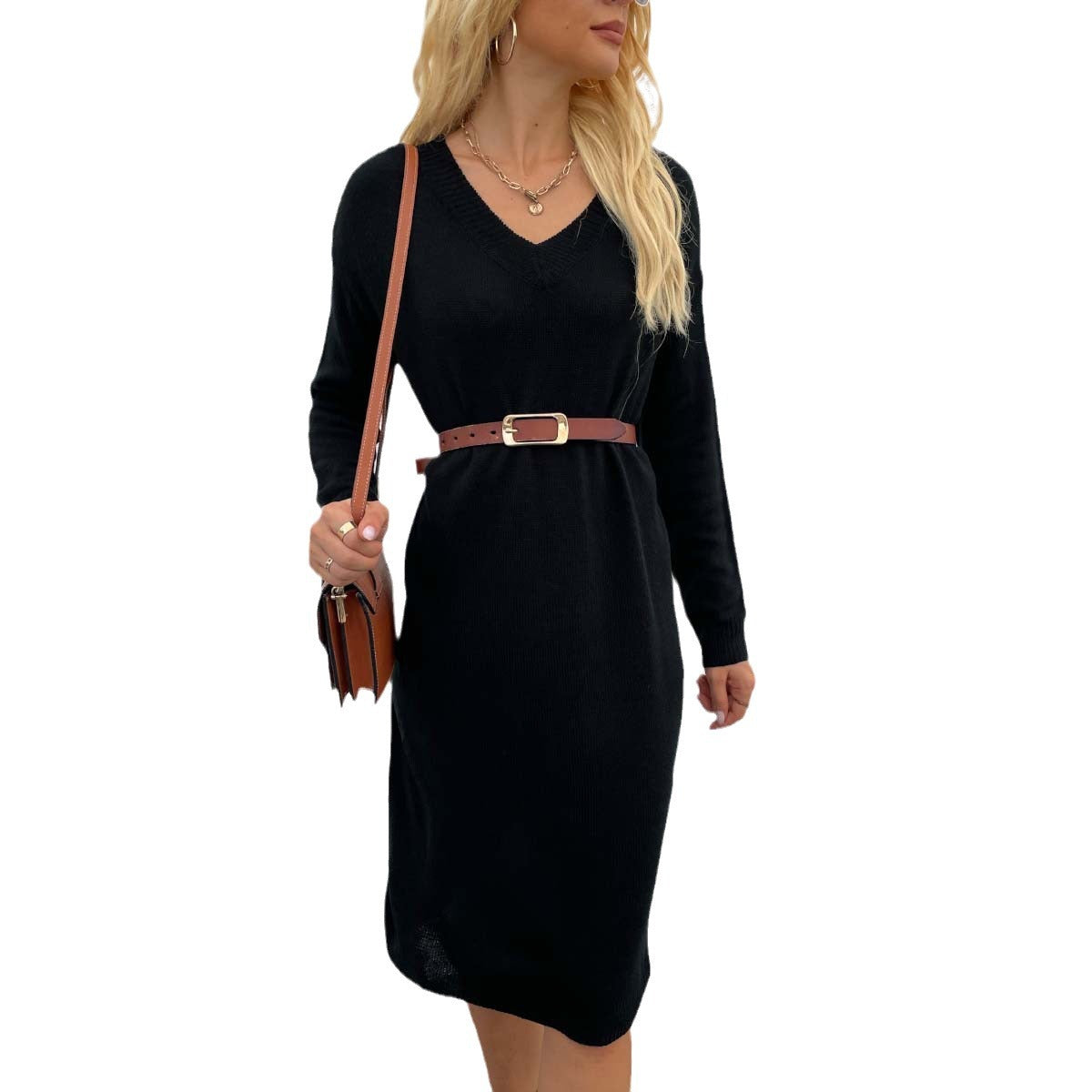 Women's knitted dress with open shoulders and an elegant, casual cut WW