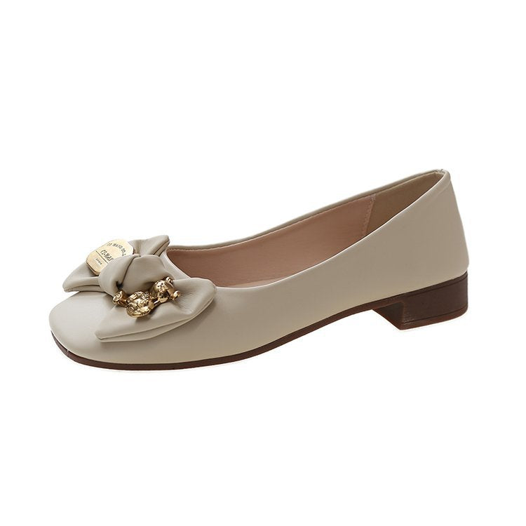 Women's ballerinas with elegant bow detail and gold accents W&W