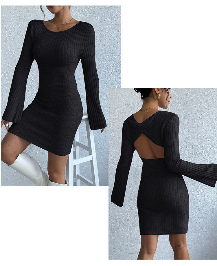WW | Long-sleeved trumpet sleeve open back knit dress