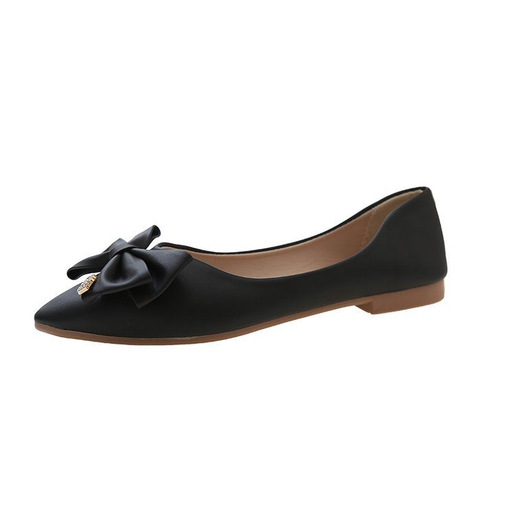 Women's ballerinas with fashionable bow detail and sparkling jewelry W&W