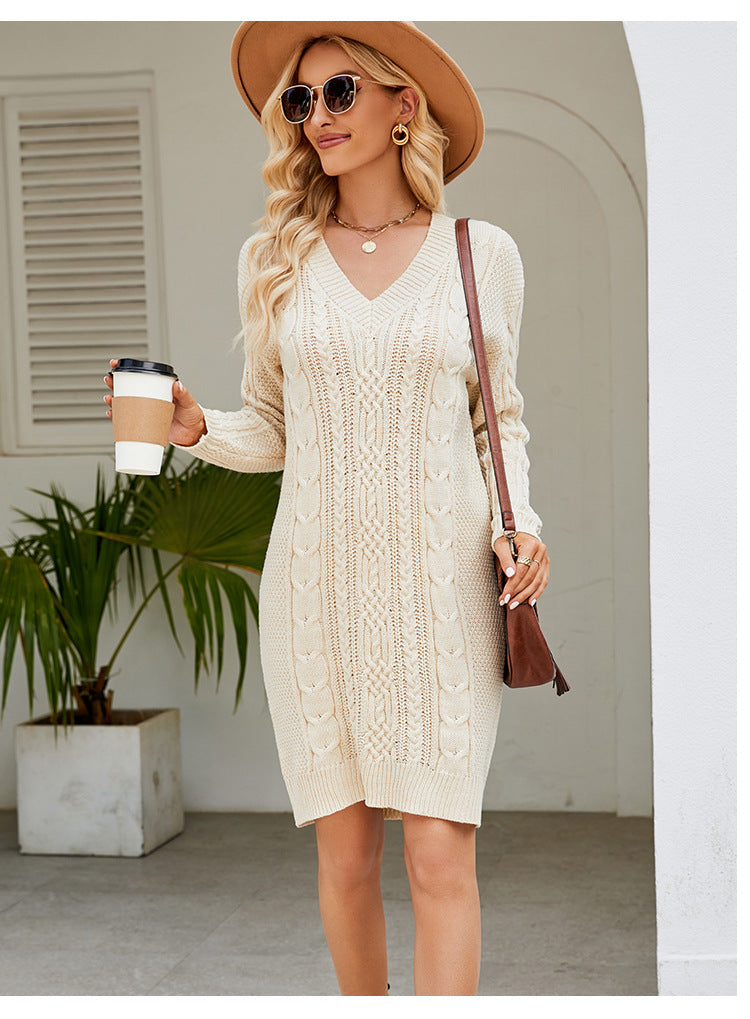 WW | Plain V-neck twist knit dress