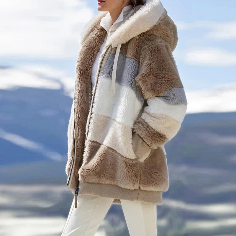 Wivina | Trendy split ladies jacket