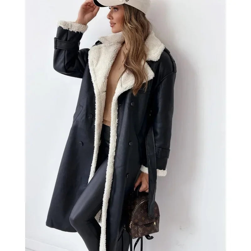 Nienke - luxurious and warm coat