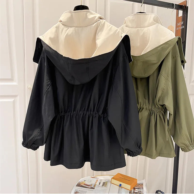 Marika - Classic trench coat with style and warmth