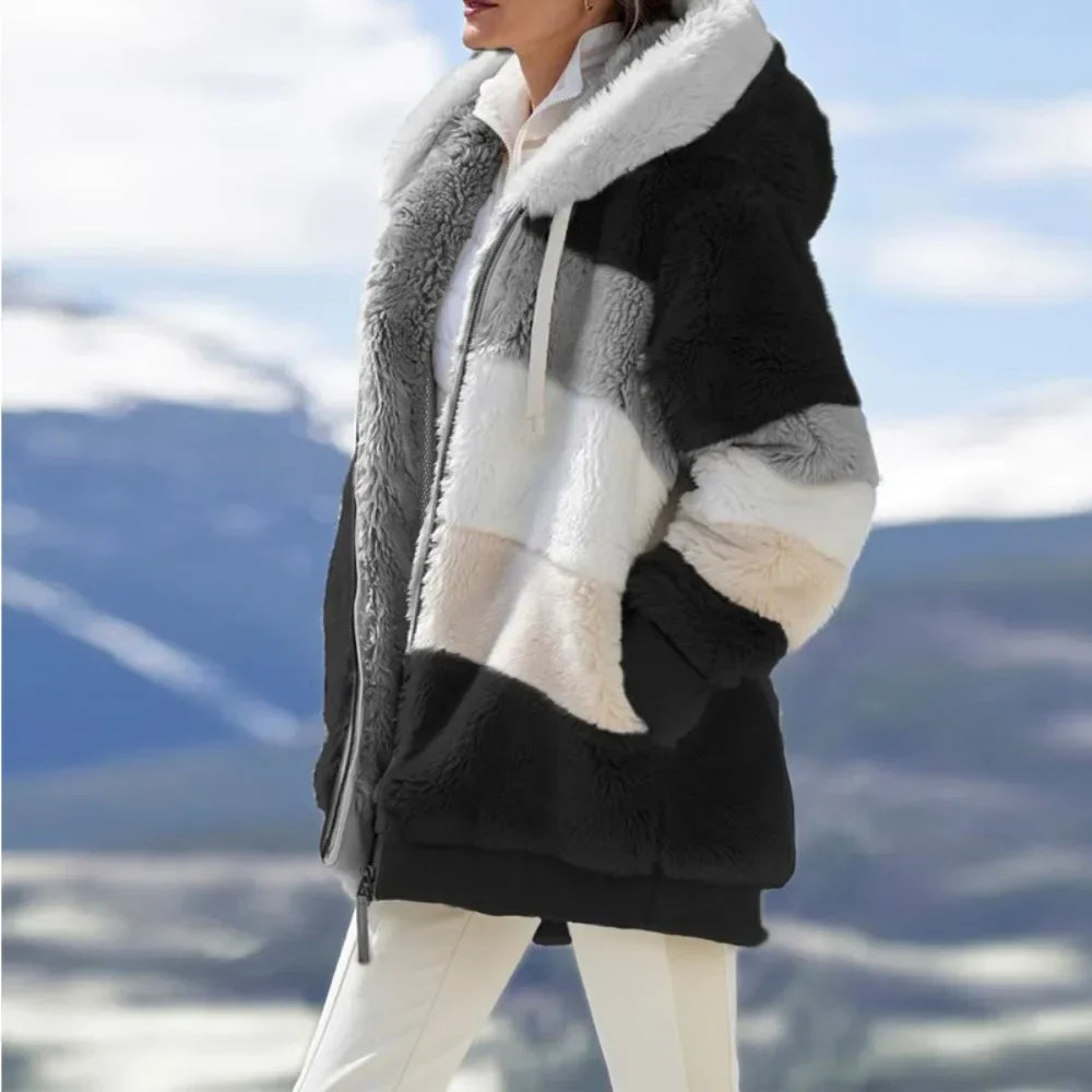 Wivina | Trendy split ladies jacket