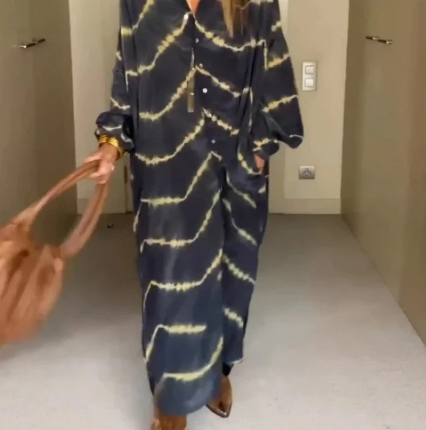 WW | Long Cardigan Dress In Retro Style