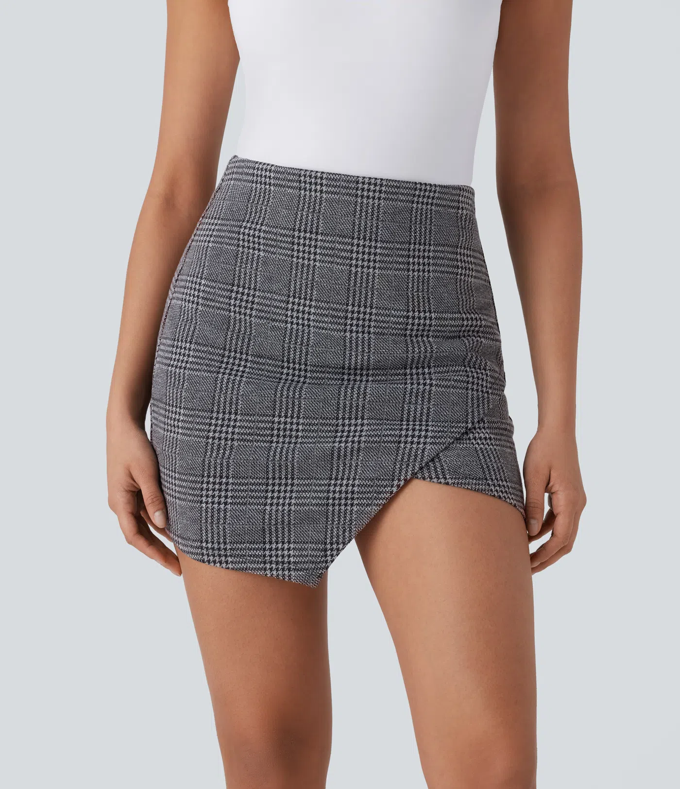 Manon - High Waisted 2-in-1 Side Pocket Asymmetric Hem Houndstooth Plaid Skirt